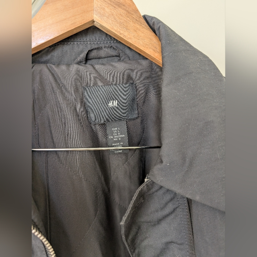 Oversized Jacket - Picture 2 of 3